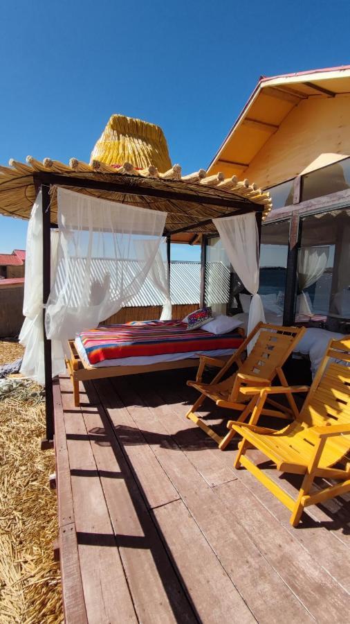 Uros Utasa Lodge Puno Exterior photo